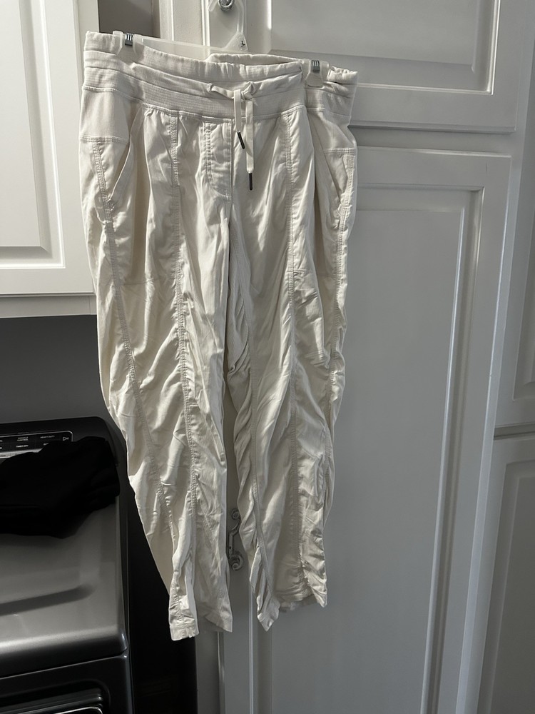 Lululemon Dance Studio Mid-Rise Full Leg Pant Lined Sz 8 White GUC