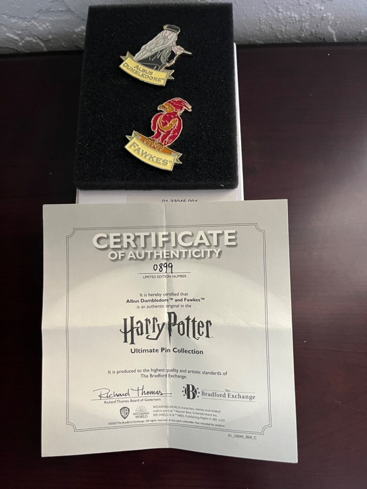 Harry Potter Bradford Exchange Albus Dumbledore and Fawkes Collectible Pin RARE with Certificate of Authenticity
