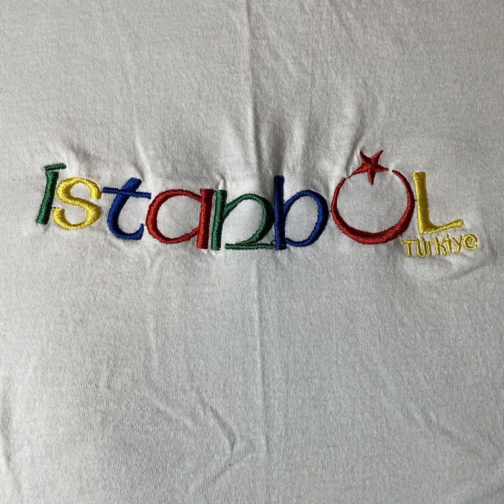 Vintage Istanbul T-Shirt Sz XL 90s Embroidered Turkiye Flag Spell Out White