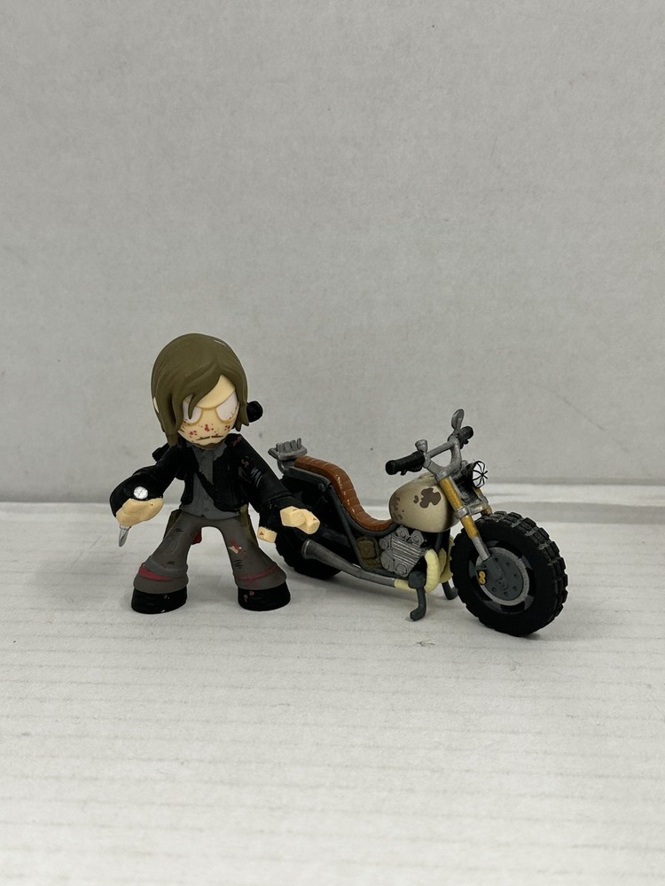 Funko Mystery Minis Walking Dead S4 Bloody Daryl Dixon Knife Crossbow + Bike