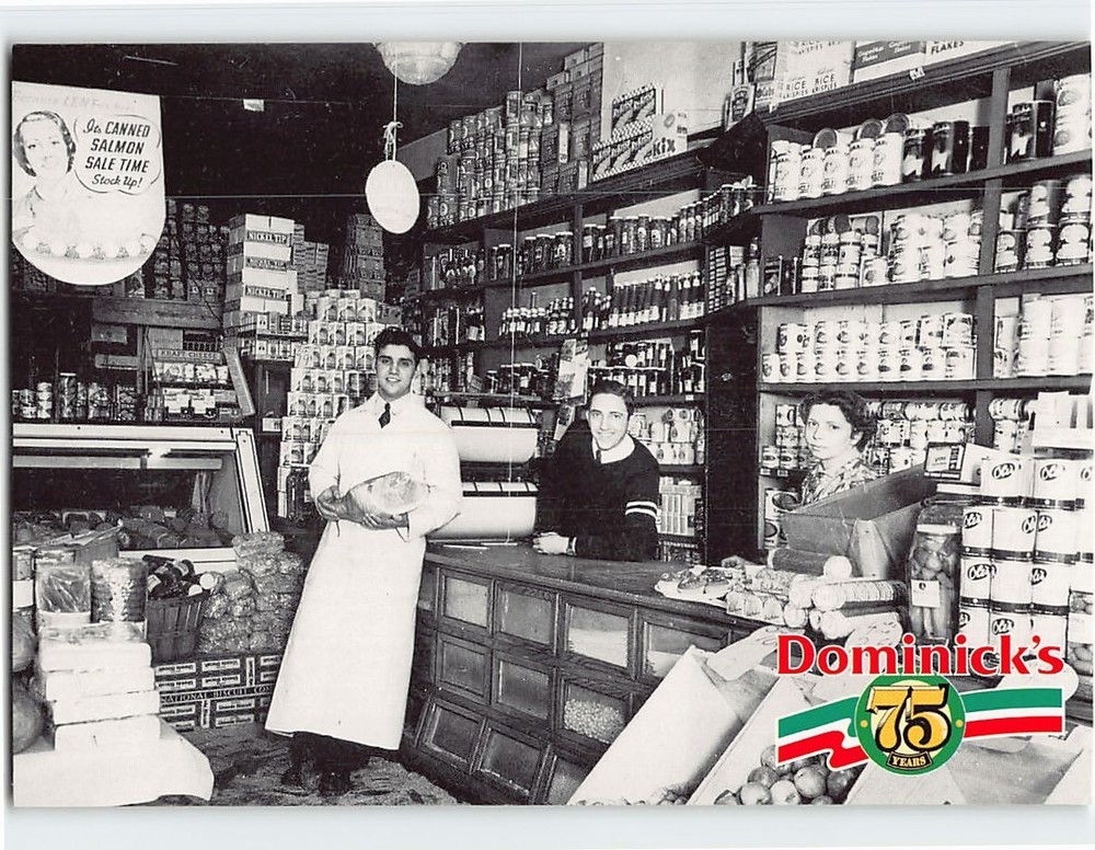 Postcard Dominicks Finer Foods Chicago Illinios USA