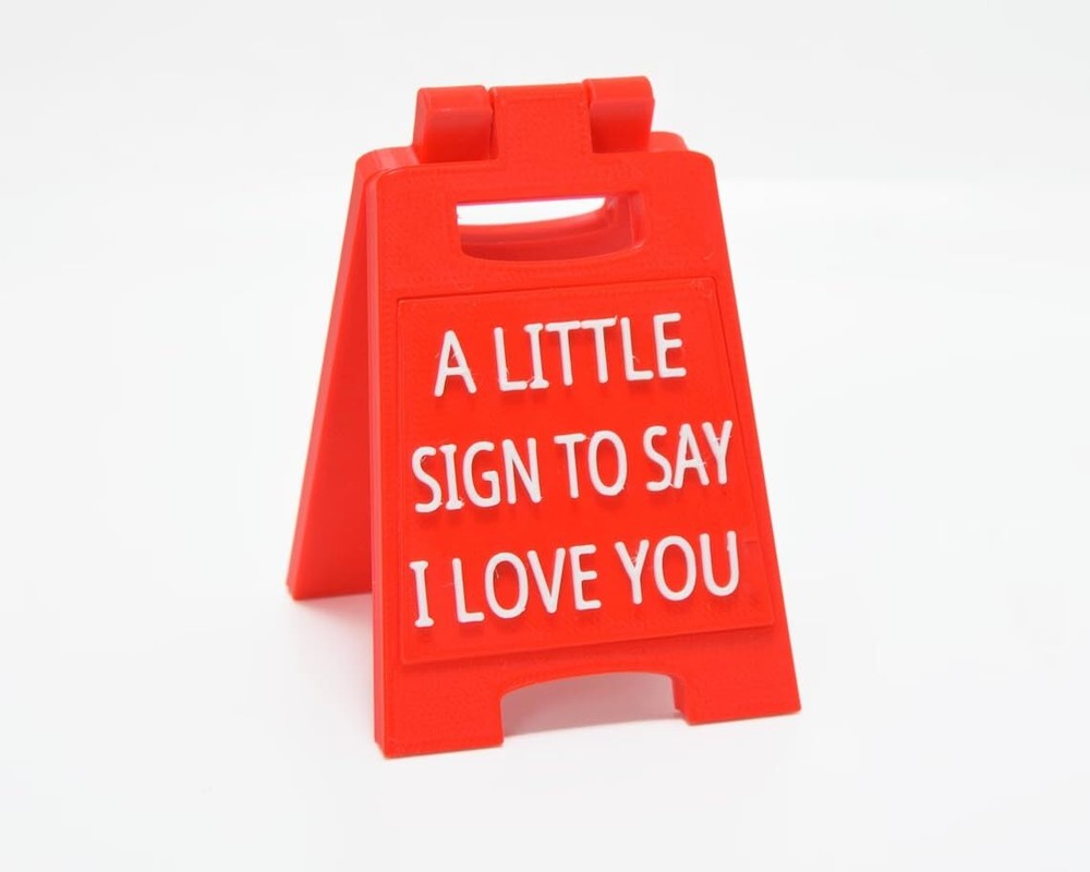 Romantic I Love You Sign - Perfect Valentine's Day Gift for Boyfriend  