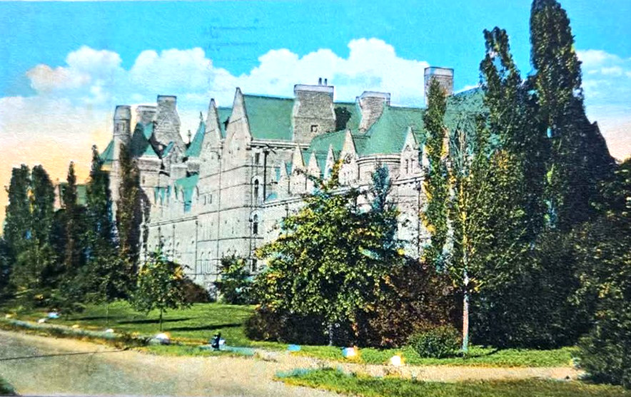1931 Trinity College, Hartford, CT  Postcard Next Day Shipping