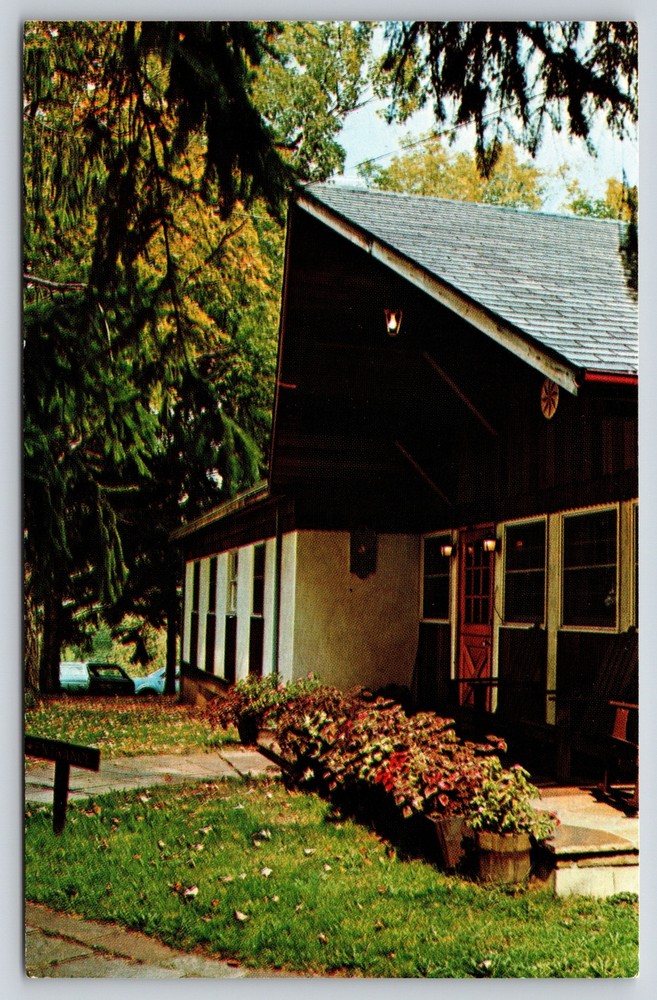 Grantsville Maryland~Dutch Restaurant @ Little Crossings~Vintage Postcard