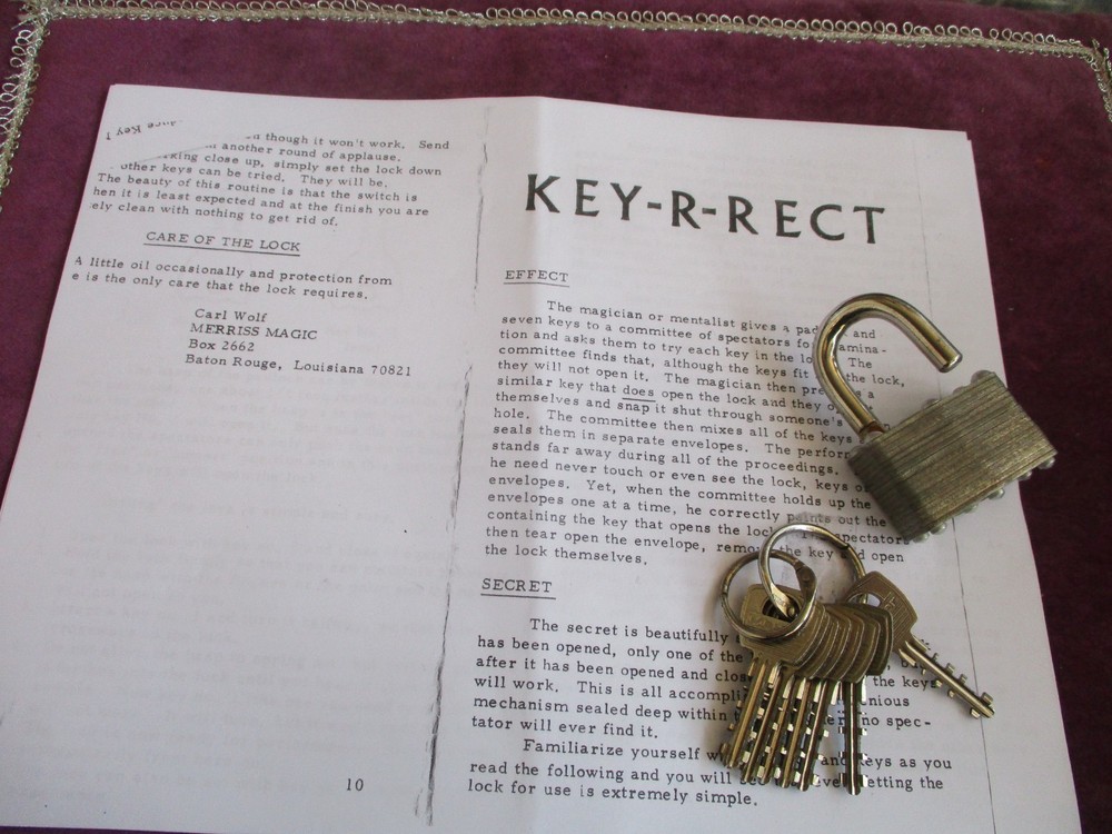 Vintage Key-R-Ect