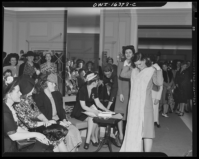Detroit Michigan 1942 Chrysler Girls Club Fashion Show Saks Fifth Avenue