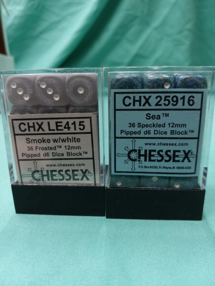 Chessex D6 Block Lot of 2