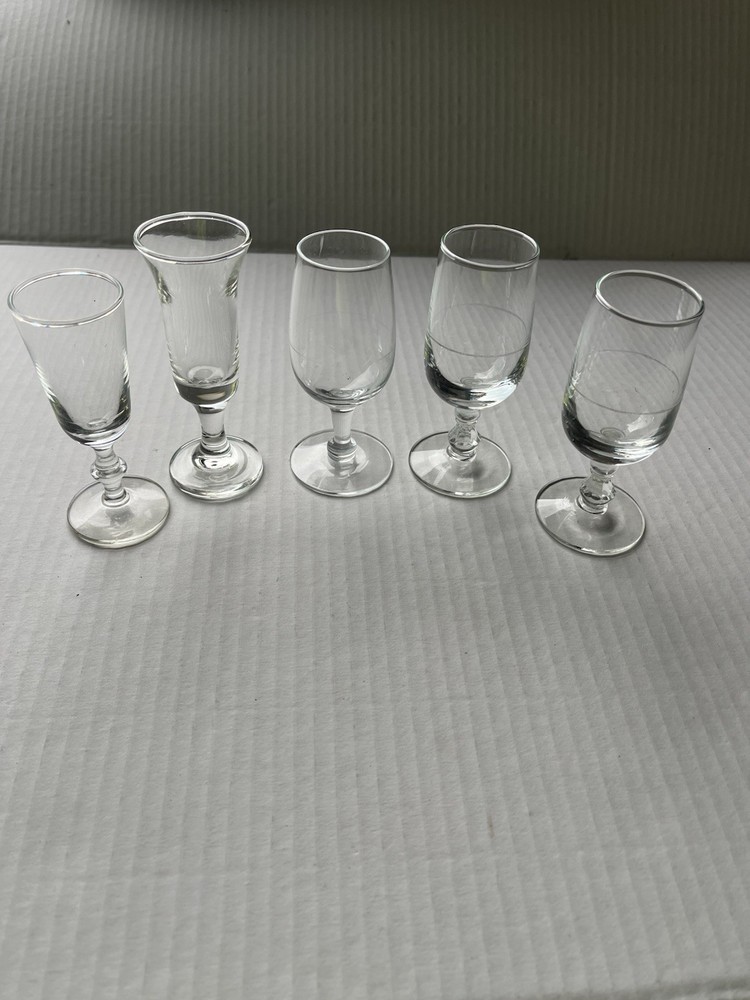 Vintage Cordial Or Aperitif Glasses Clear Stem Set of 5