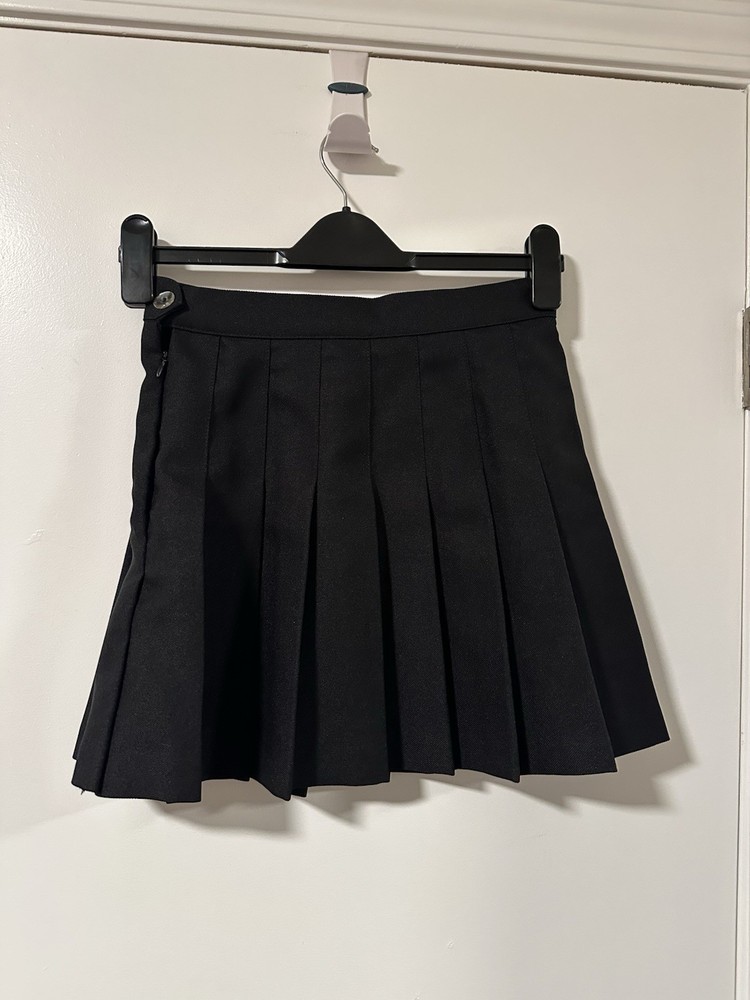 los angeles apparel Black Pleated Short Skirt Women’s Size S