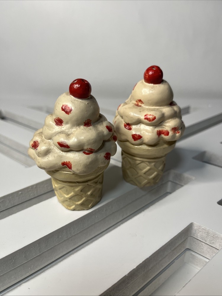 Vintage Ceramic Ice Cream Cone Salt and Pepper Shakers