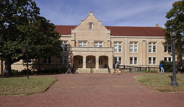 Chapel Hill North Carolina Swain Hall UNC 2017 University of North Carolina