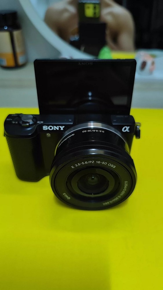 Sony Alpha a5000 black 20.1 MP Mirrorless Digital Camera OSS 16-50mm Lens set