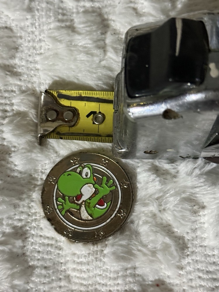 Super Mario Yoshi Frankford Candy Wonder Ball Collectible Coin Token Nintendo