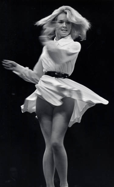 Joey Heatherton at Opening of the New Madison Square Garden 1- 1968 Old Photo