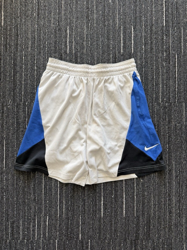 Vintage Nike Mesh Basketball Shorts - Size medium