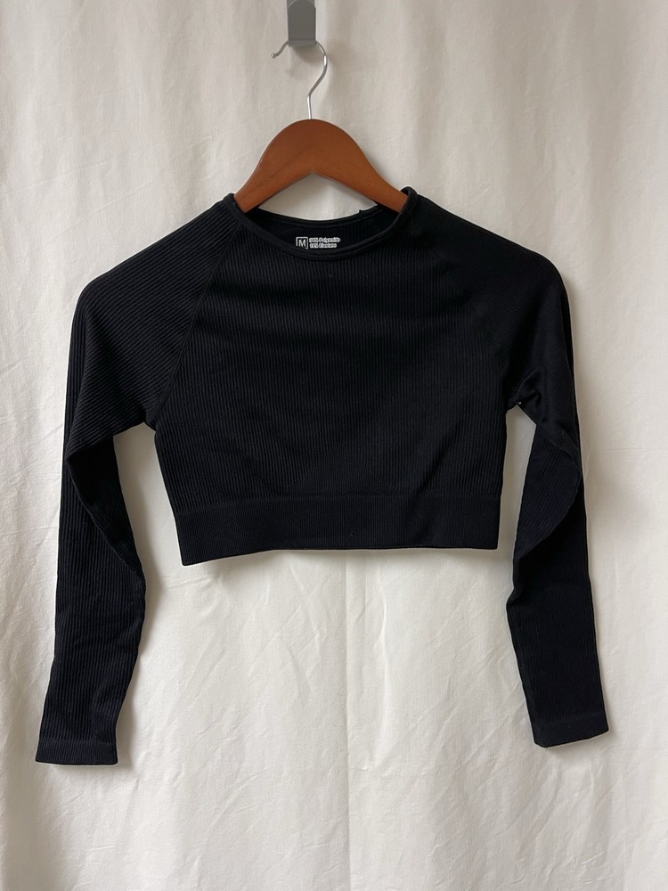 Black Ribbed Knit Stretch Cropped Long Sleeve Crew Neck Top M