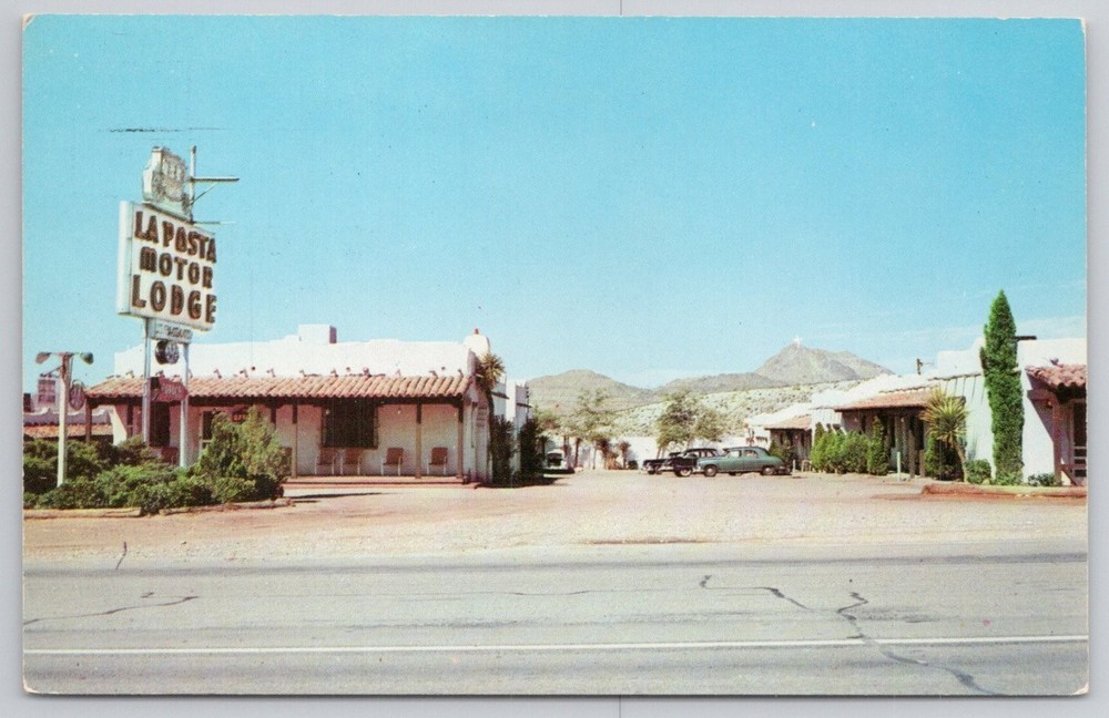 La Posta Motor Lodge El Paso Texas Postcard 1964 DEXTONE Vintage Cars