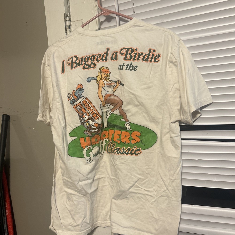 Hooters Golf Shirt Men Large White I Bagged a Birdie Graphic Ripple Junction