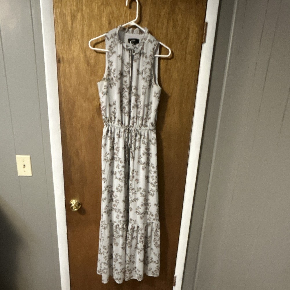 Mossimo Grey Floral Maxi Dress Size M
