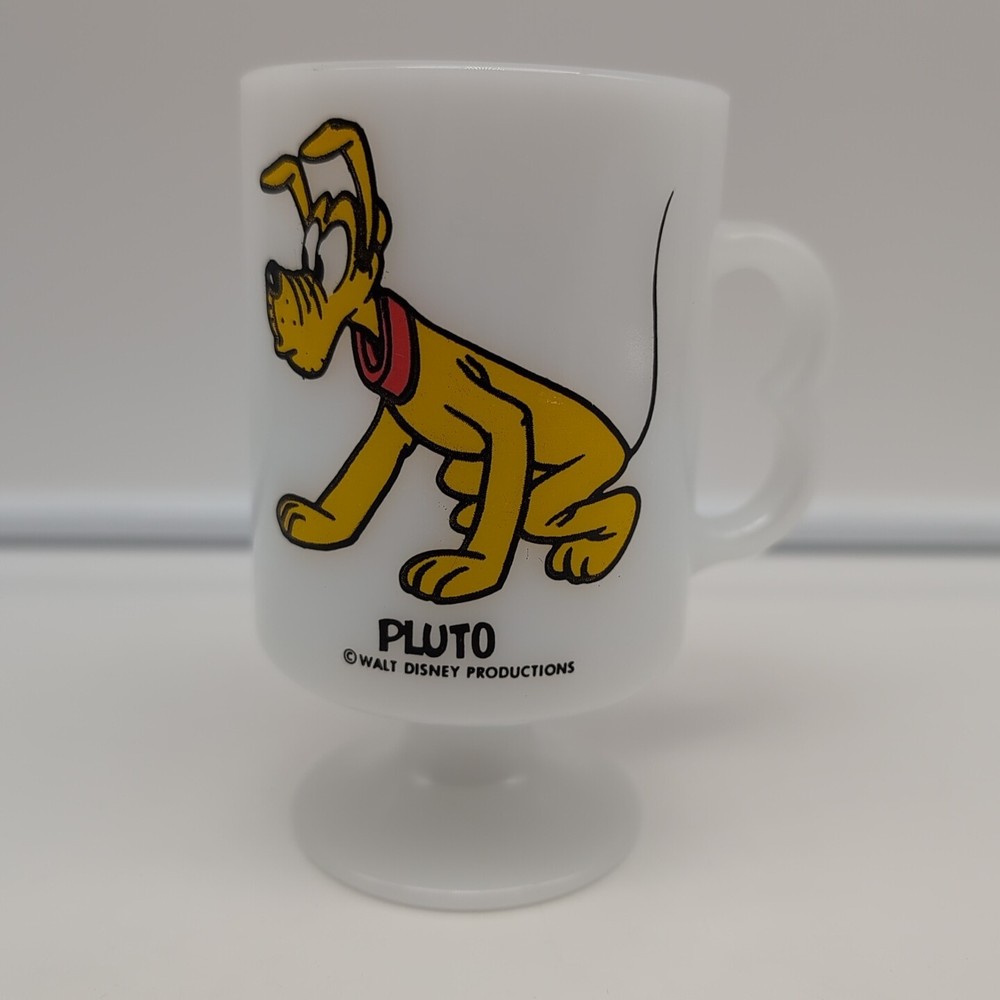 Vintage Walt Disney Productions Pluto Milk Glass Footed Pedestal Coffee Cup Mug
