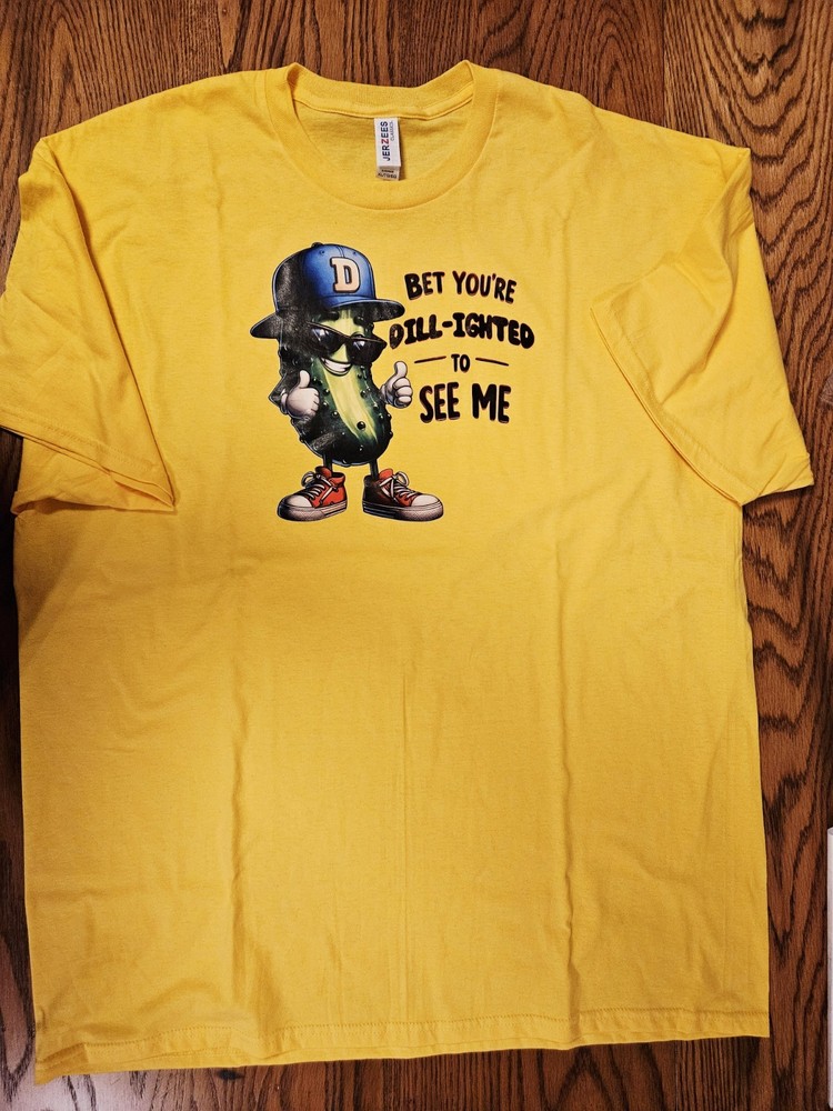 Jerzees Classics Men's XL Yellow Funny Pickle Graphic T-Shirt Crew Neck