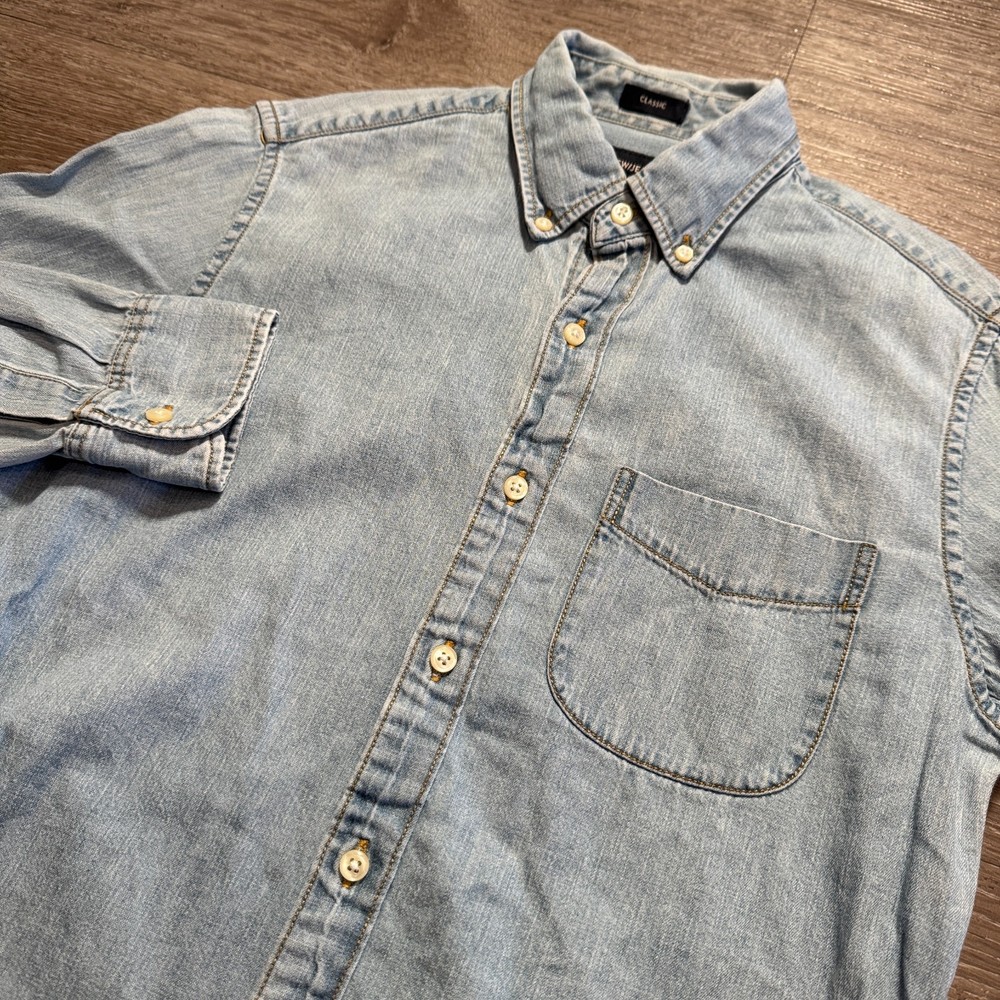 J Crew Shirt Mens XS Blue Denim Chambray Denim Western Long Sleeve Button Adult