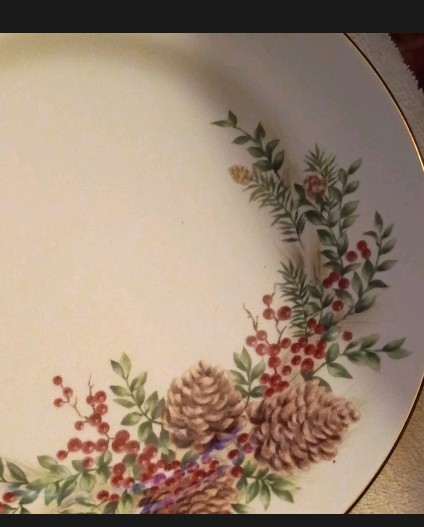 Lenox WILLIAMSBURG BOXWOOD AND PINE Christmas China - Dinner Plate  11 1/4
