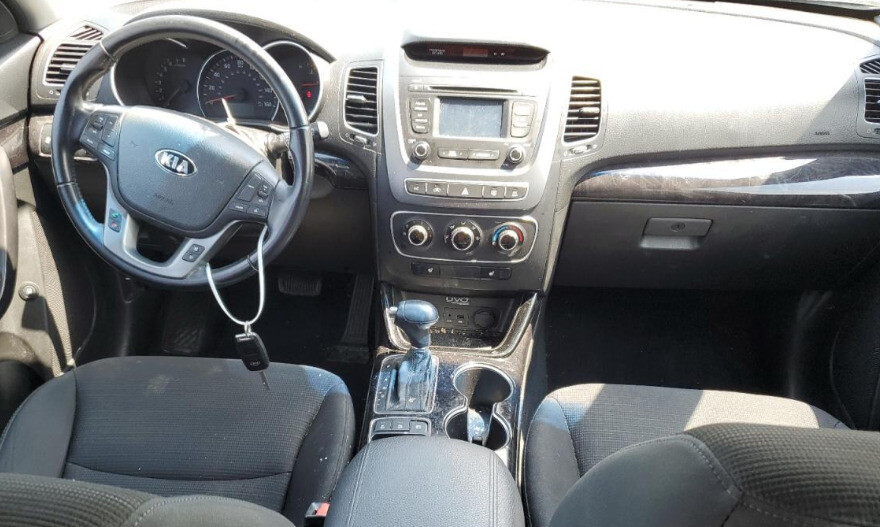 2014-2015 Kia Sorento LH Driver Steering Wheel Airbag Air Bag OEM
