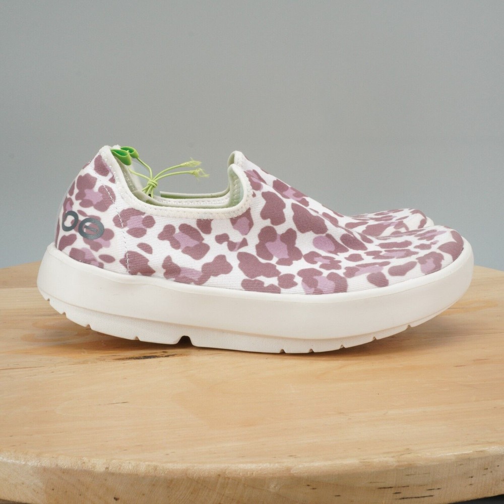 Oofos Oomg Eezee Low Womens Size 5 Shoes Pink Leopard Slip On Recovery NEW