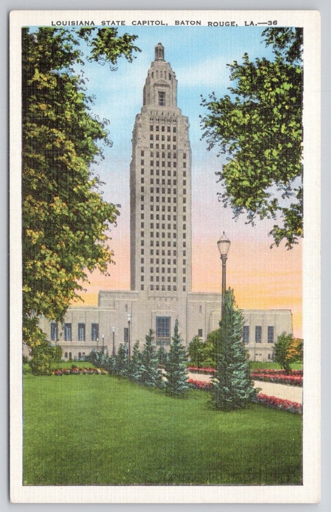 Louisiana State Capitol Baton Rouge LA Postcard 1930s-40s Linen Unposted