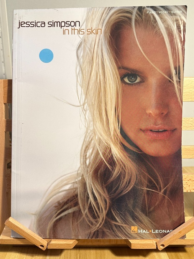 Jessica Simpson - In This Skin (Paperback) Piano Vocal & Guitar Tablature