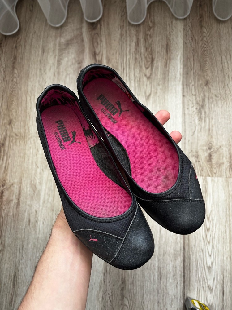 Archive 2010s Puma ballet flats in black with pink details UK 3 1/2 US 6 EUR 36