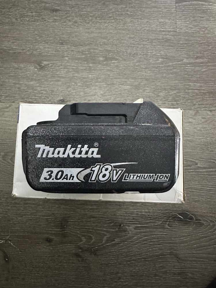 Makita BL1830B 18V LXT 3.0Ah Lithium Ion Battery