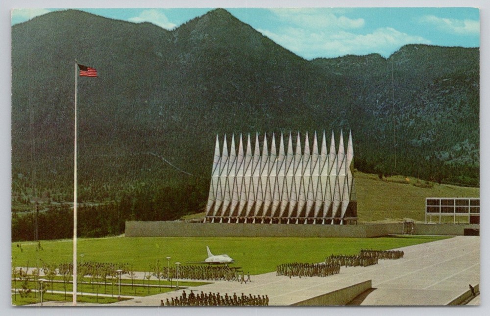 Vintage US Air Force Academy Cadet Chapel Colorado Springs Postcard Modern