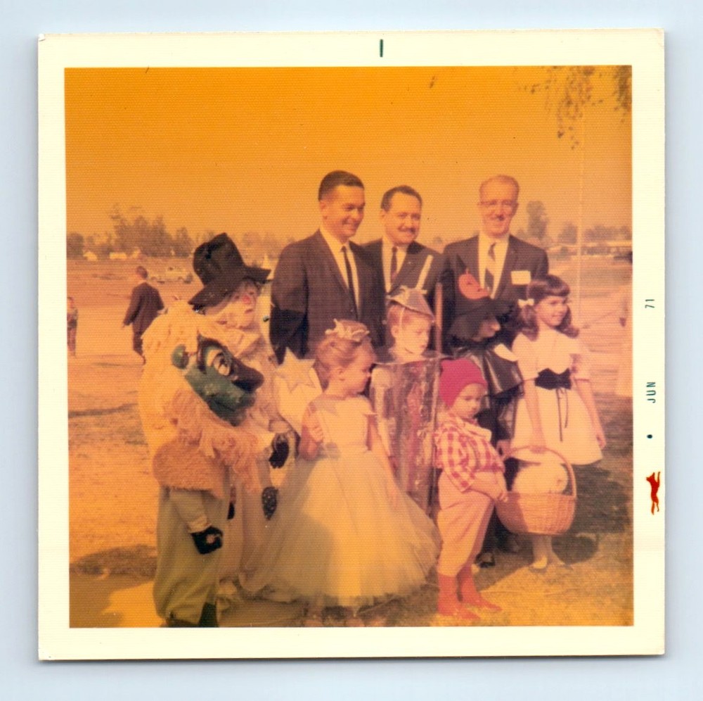 Old Vintage Square Color Photo BOYS GIRLS WIZARD OF OZ SCARECROW TIN MAN LION