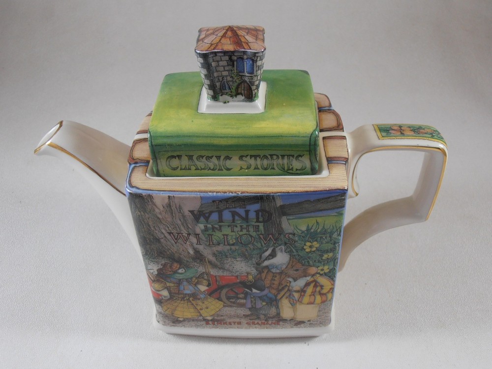 James Sadler The Wind in The Willows Teapot Classic Stories England Porcelain