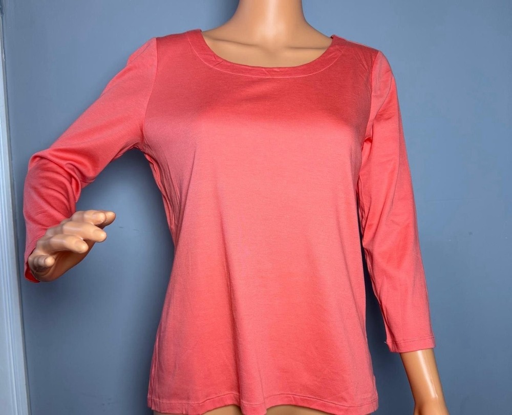 NWT Talbots Women's Small Coral Pink Scoop Neck 3/4 Sleeve Button Back Knit Top.