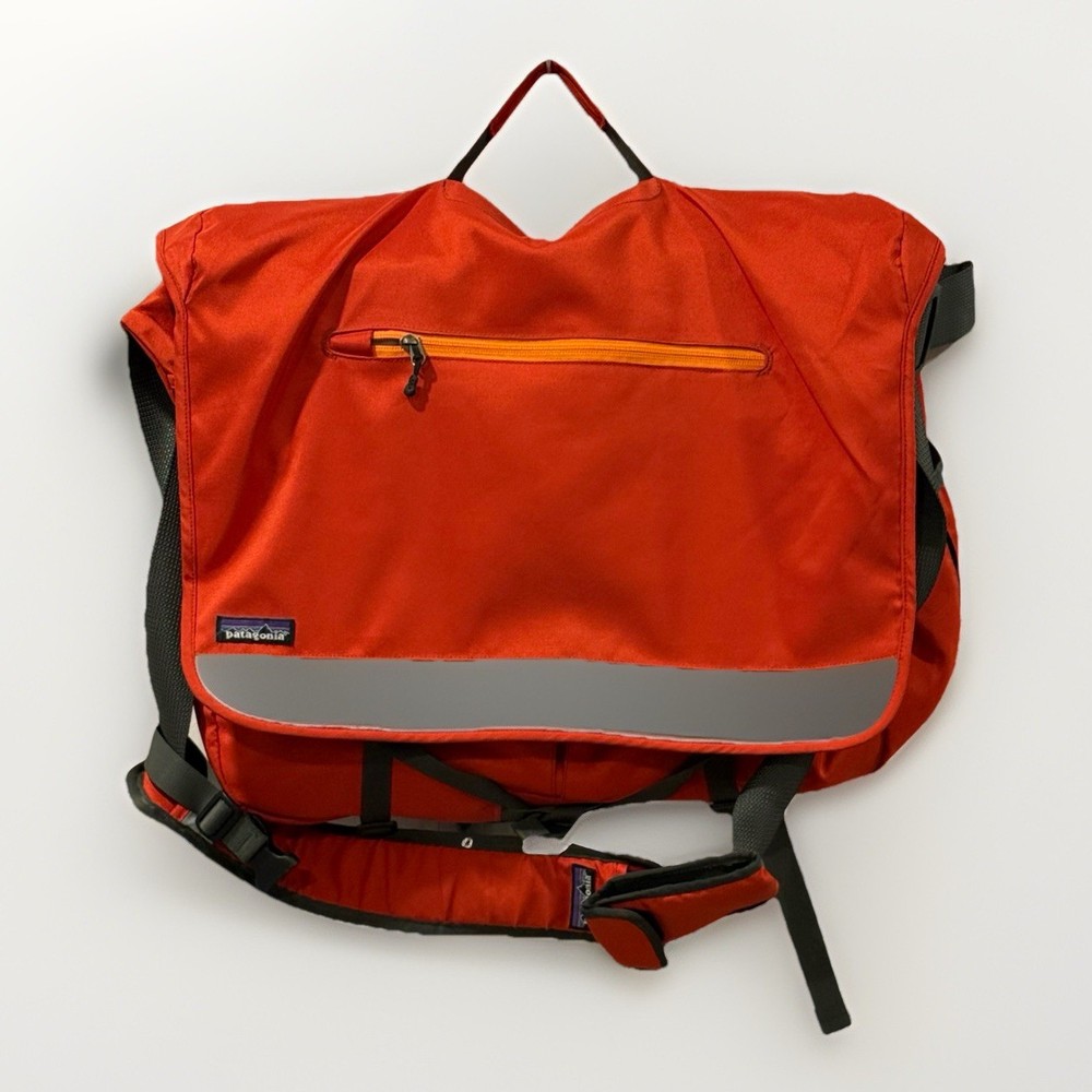 Patagonia Nylon Messenger Laptop Bag 22x15 Shoulder Backpack Side Bag