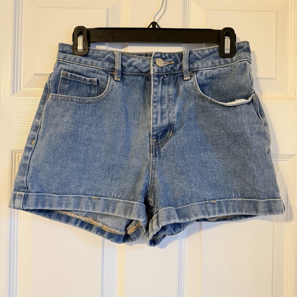 PacSun Mom Shorts Size 26 Denim Jean Cuffed Hi-Rise Light Wash