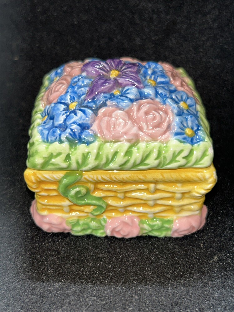 Vintage JMC Small Floral Square Trinket Box Jewelry Keepsake Gift