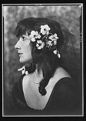 Photo:Mary Fuller 1924 Portrait Photograph Flowers Profile