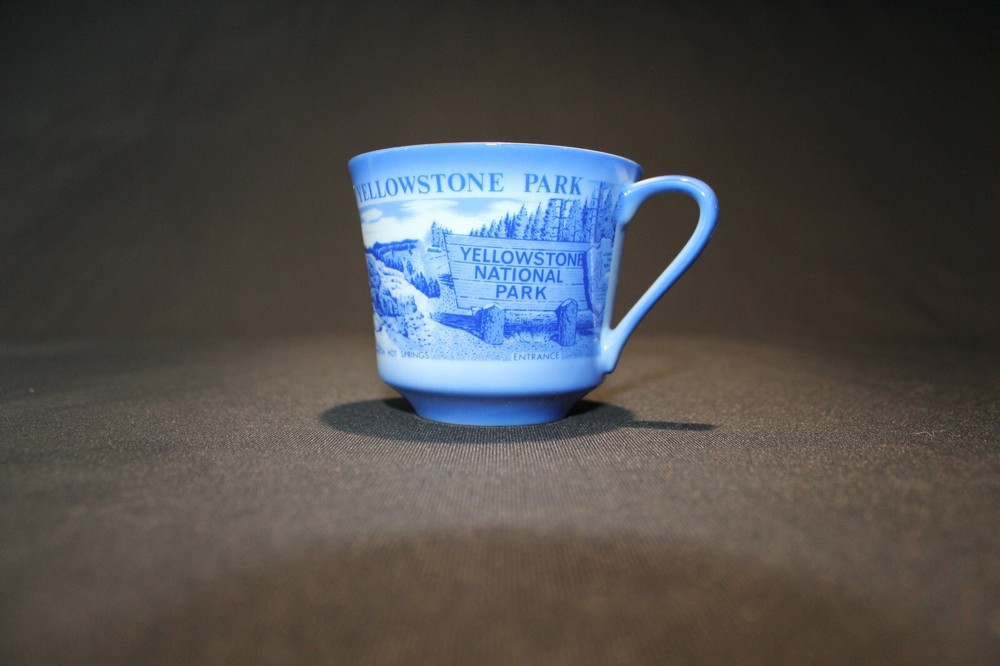 Vintage Yellowstone National Park Souvenir Mug Blue White Sign Bears