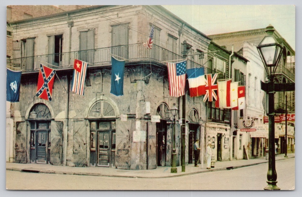 Postcard New Orleans Louisiana Old Absinthe House Patriot Flags Flying-image