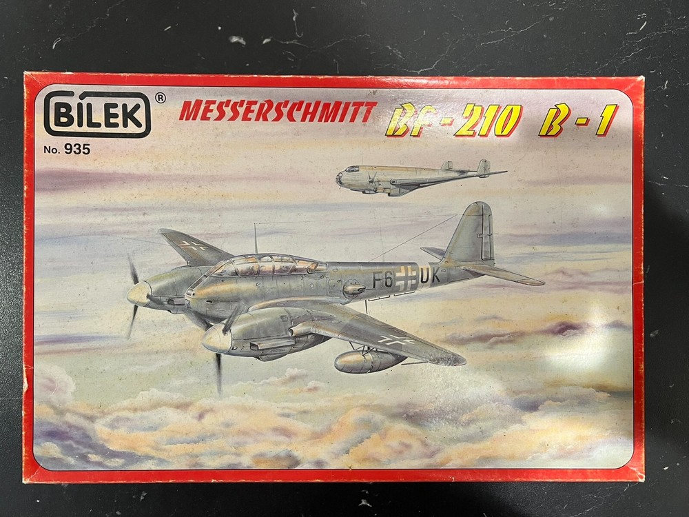 1/72 Messerschmitt Me-210 Bf-210 B-1 - Bilek 935