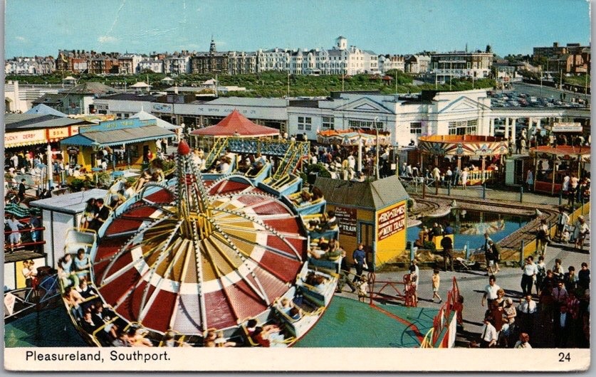 Vintage SOUTHPORT, England UK Postcard 