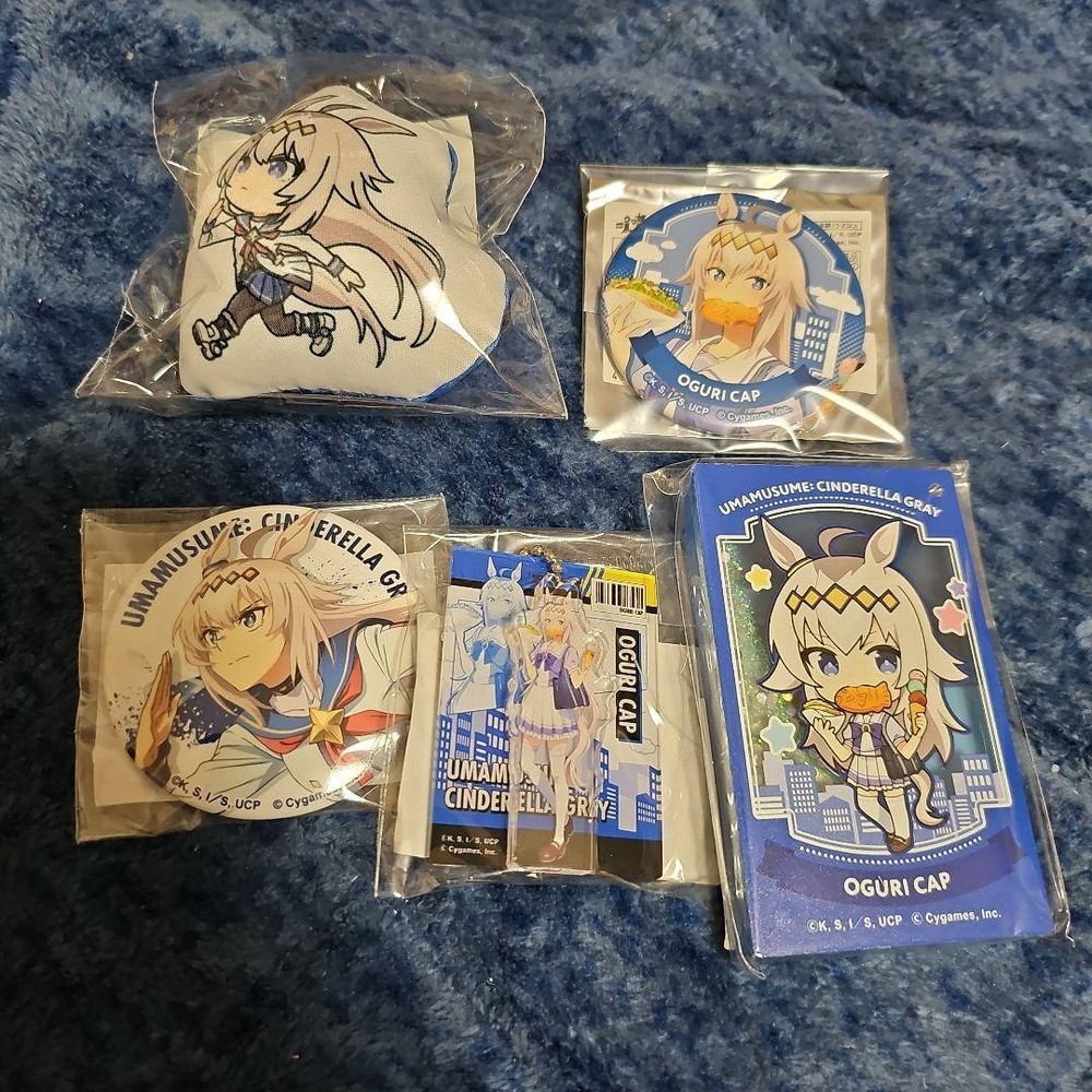 Uma Musume Oguri Cap Toppa Collab Acrylic Can Badge Cushion Keyholder