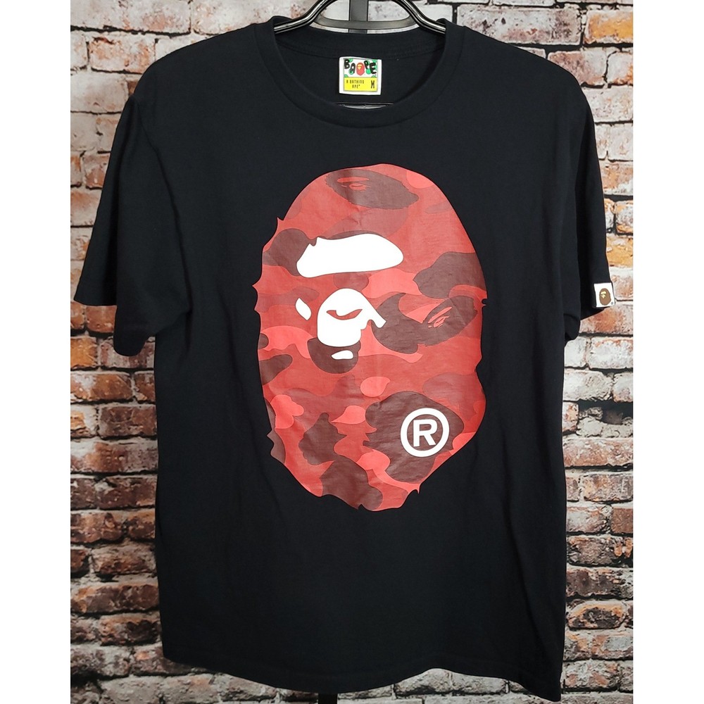 BAPE A Bathing Ape Red Camo Ape Head T Shirt Mens Size Medium Black