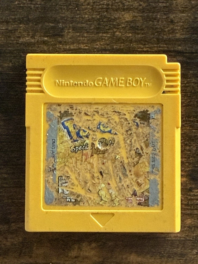 Nintendo Pokemon Yellow Special Pikachu Edition Game Boy Game