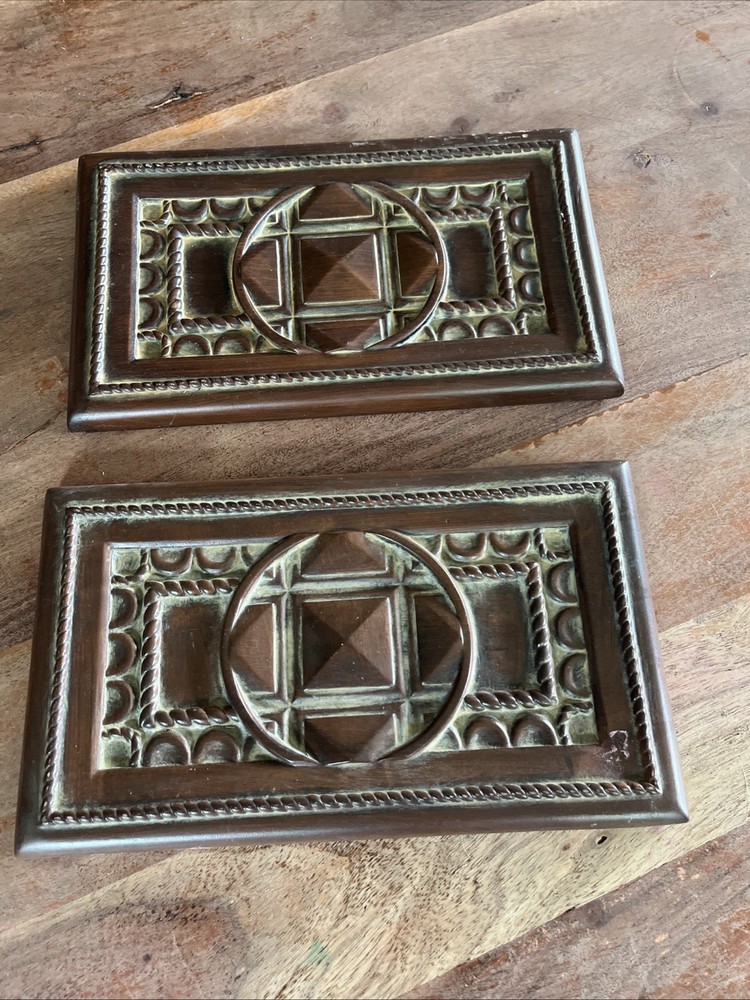 2 Southern Living at Home Brown Ceramic Rectangle Wall Plaques Trivets
