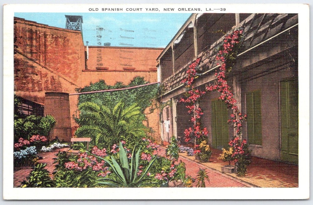 Old Spanish Court Yard New Orleans LA 1937 Linen Postcard French Quarter